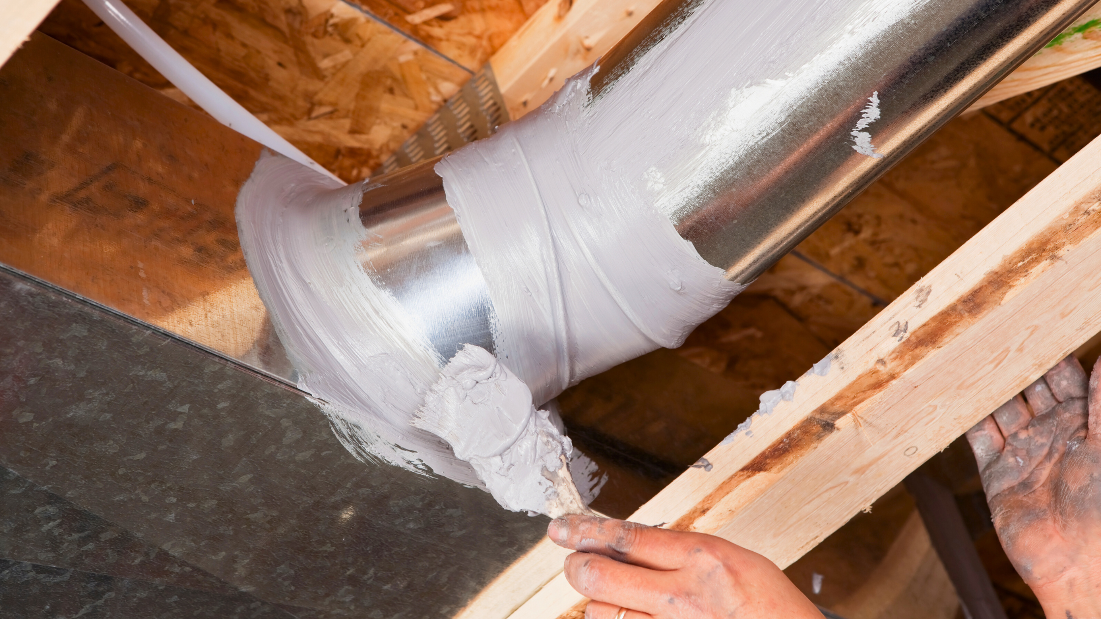 How to find and fix air leaks in your home - Measures that improve indoor comfort and energy efficiency